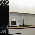 Miku Apartment - Glamorous 1Bedroom Apartment At Olympic Residence